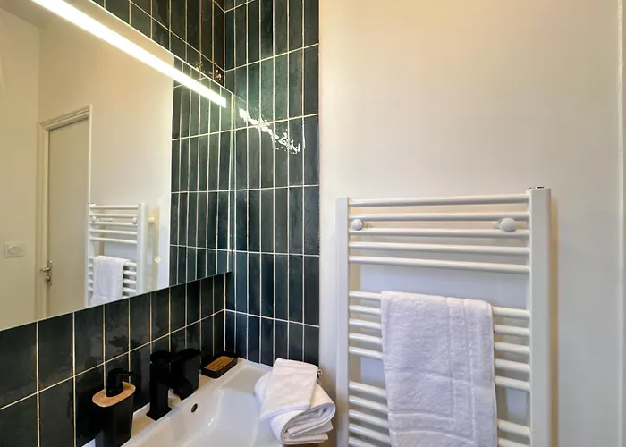 Les De La Gare - Centre - Calme 르망