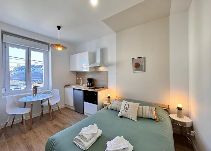 Les De La Gare - Centre - Calme 아파트 *